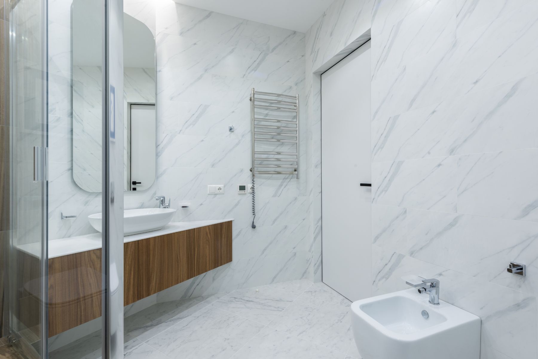 como diseñar un baño minimalista